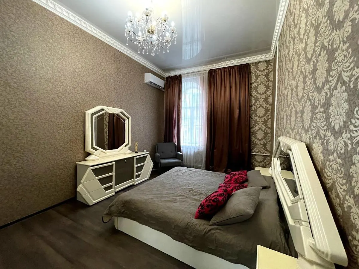 Amazing Heart Of Kiev Apartment Kyiv